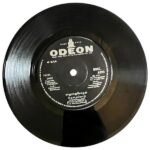 Raja Raja Chozhan Tamil EP Vinyl Records By Kunnakudi Vaidyanathan